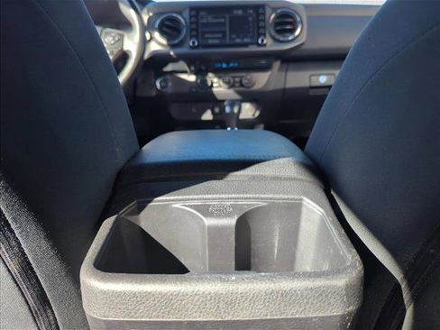 Used 2021 Toyota Tacoma TRD Sport image 13