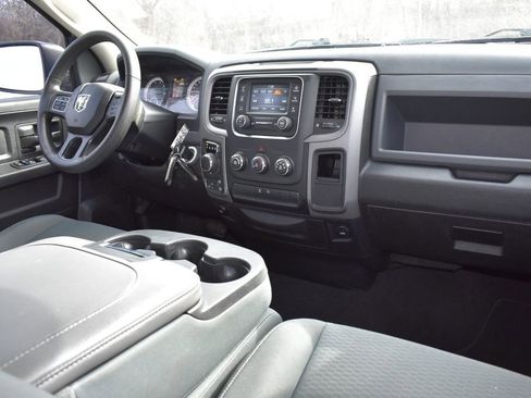 Used 2017 RAM 1500 Express image 28