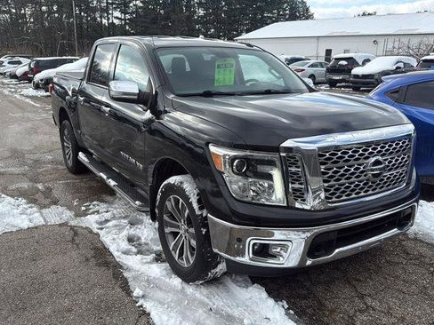 Certified 2019 Nissan Titan SL image 1