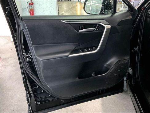 Used 2024 Toyota RAV4 XLE Premium w/ Weather Package AWD/4WD image 9
