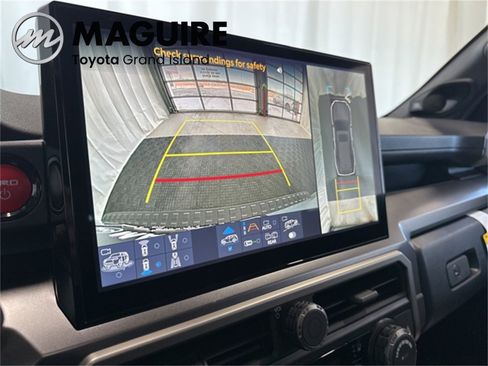 New 2025 Toyota 4Runner 4WD image 13