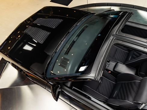 Used 1987 Chevrolet Camaro Z28 RWD image 38