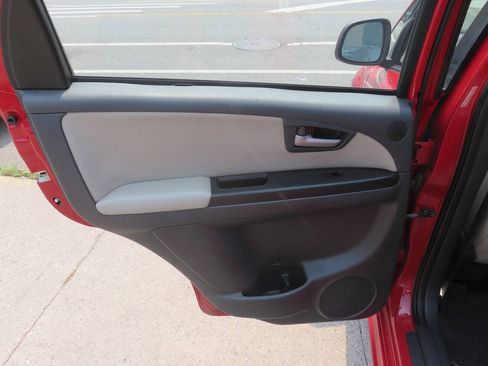 Used 2012 Suzuki SX4 Sportback FWD image 27