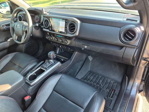 Used 2023 Toyota Tacoma TRD Pro AWD/4WD image 35