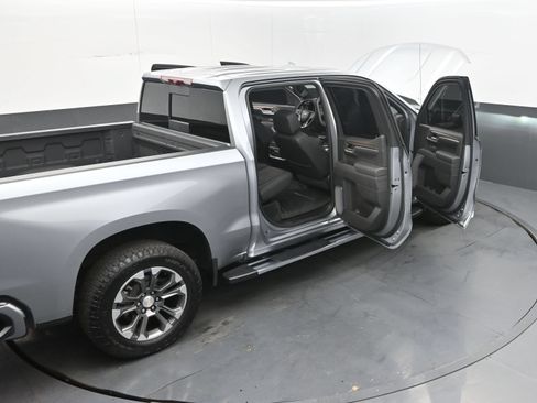 Used 2025 Chevrolet Silverado 1500 High Country AWD/4WD image 44