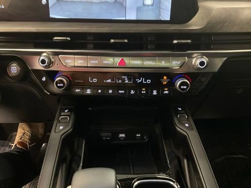 Used 2025 Kia Telluride SX X-Line AWD/4WD image 20