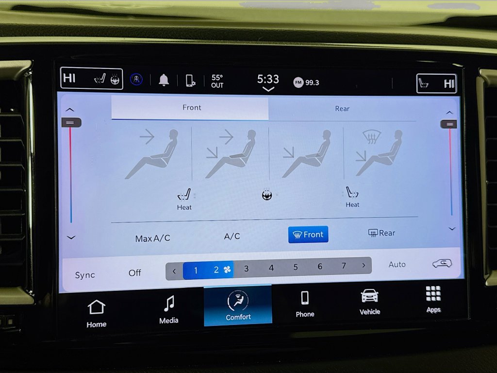 Used 2022 Chrysler Pacifica Touring-L FWD image 28