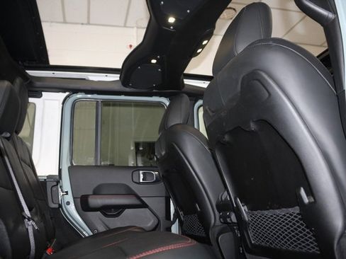 Certified 2024 Jeep Wrangler Unlimited Rubicon image 6