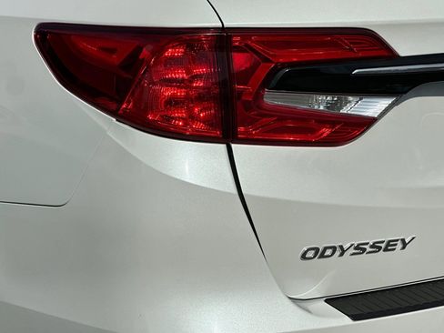 Used 2023 Honda Odyssey EX-L image 38
