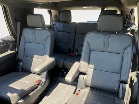 Used 2024 Chevrolet Tahoe RST w/ Luxury Package AWD/4WD image 13