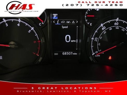 Used 2022 Toyota 4Runner SR5 AWD/4WD image 16