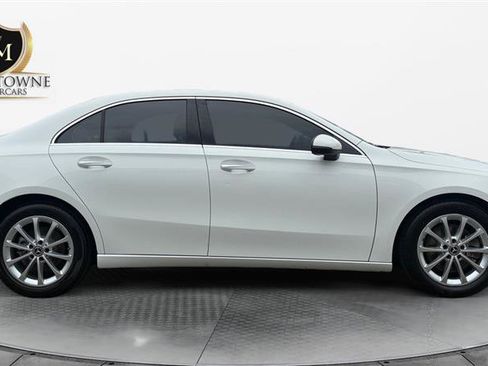 Used 2022 Mercedes-Benz A 220 image 6