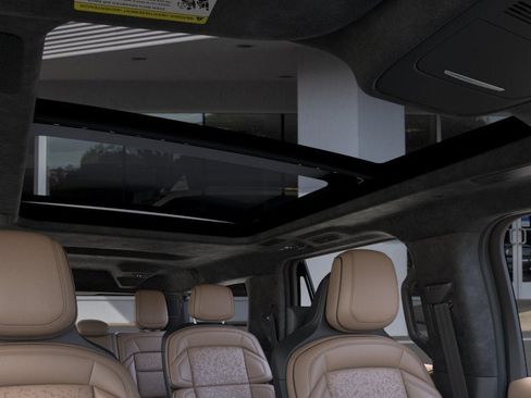 New 2026 Lincoln Navigator L Black Label AWD/4WD image 21