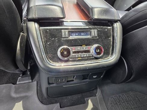 Used 2020 Lincoln Navigator Reserve w/ Luxury Package AWD/4WD image 18