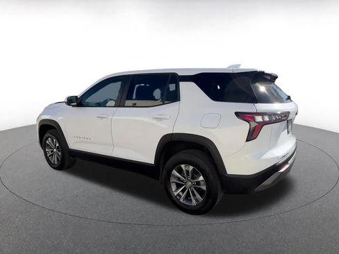 Used 2025 Chevrolet Equinox LT image 10