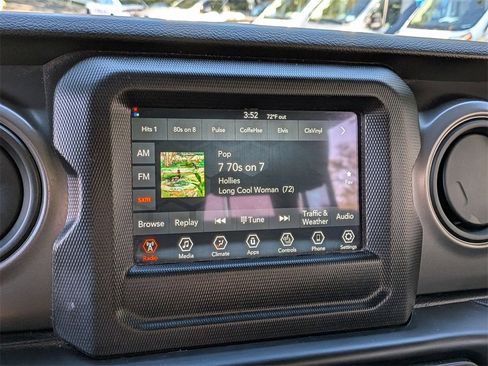 Certified 2022 Jeep Wrangler Unlimited Sport image 15