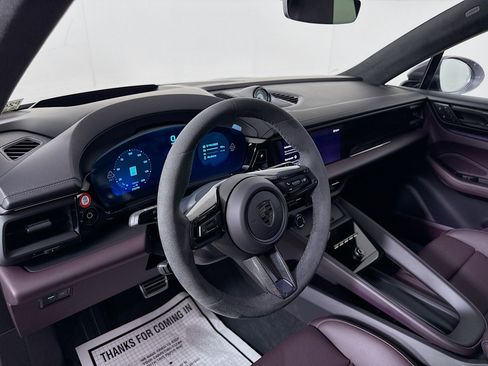 Certified 2024 Porsche Macan Turbo Electric image 4