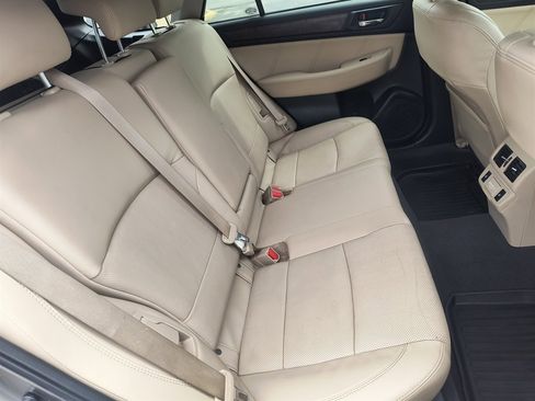 Used 2018 Subaru Outback 2.5i Limited AWD/4WD image 26