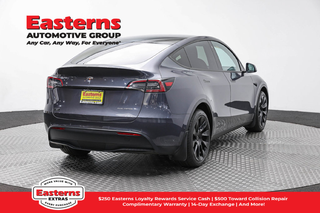 Used 2022 Tesla Model Y Long Range AWD/4WD image 6