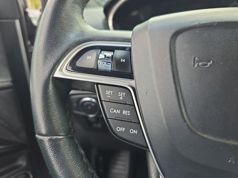 Used 2019 Lincoln Nautilus FWD image 19