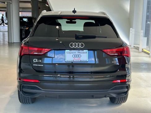 Used 2025 Audi Q3 2.0T Premium w/ Convenience Package image 5
