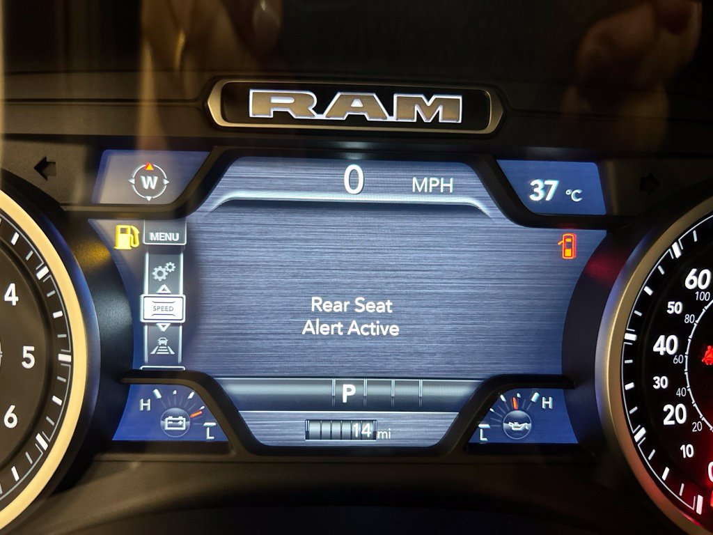 New 2026 RAM 1500 Express AWD/4WD image 21