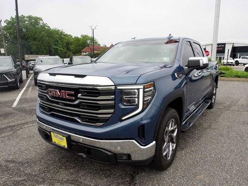 Certified 2024 GMC Sierra 1500 SLT w/ SLT Premium Plus Package AWD/4WD image 1
