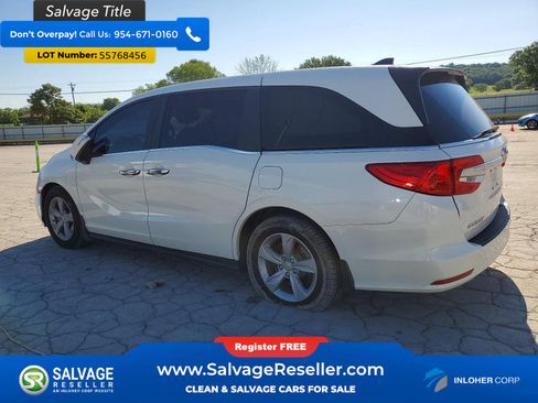 Used 2018 Honda Odyssey EX image 3