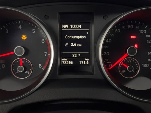 Used 2011 Volkswagen GTI 4-Door FWD image 23