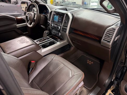 Used 2016 Ford F150 King Ranch w/ Equipment Group 601A Luxury AWD/4WD image 19