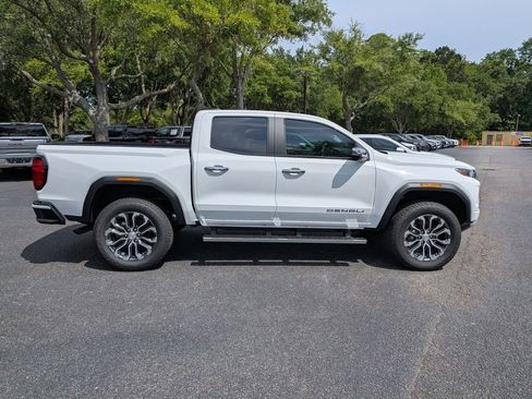New 2026 GMC Canyon Denali AWD/4WD image 3