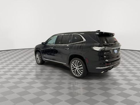 Certified 2025 Buick Enclave Avenir image 7