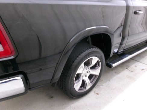 Used 2019 RAM 1500 Laramie image 10