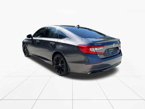 Used 2018 Honda Accord Sport image 6