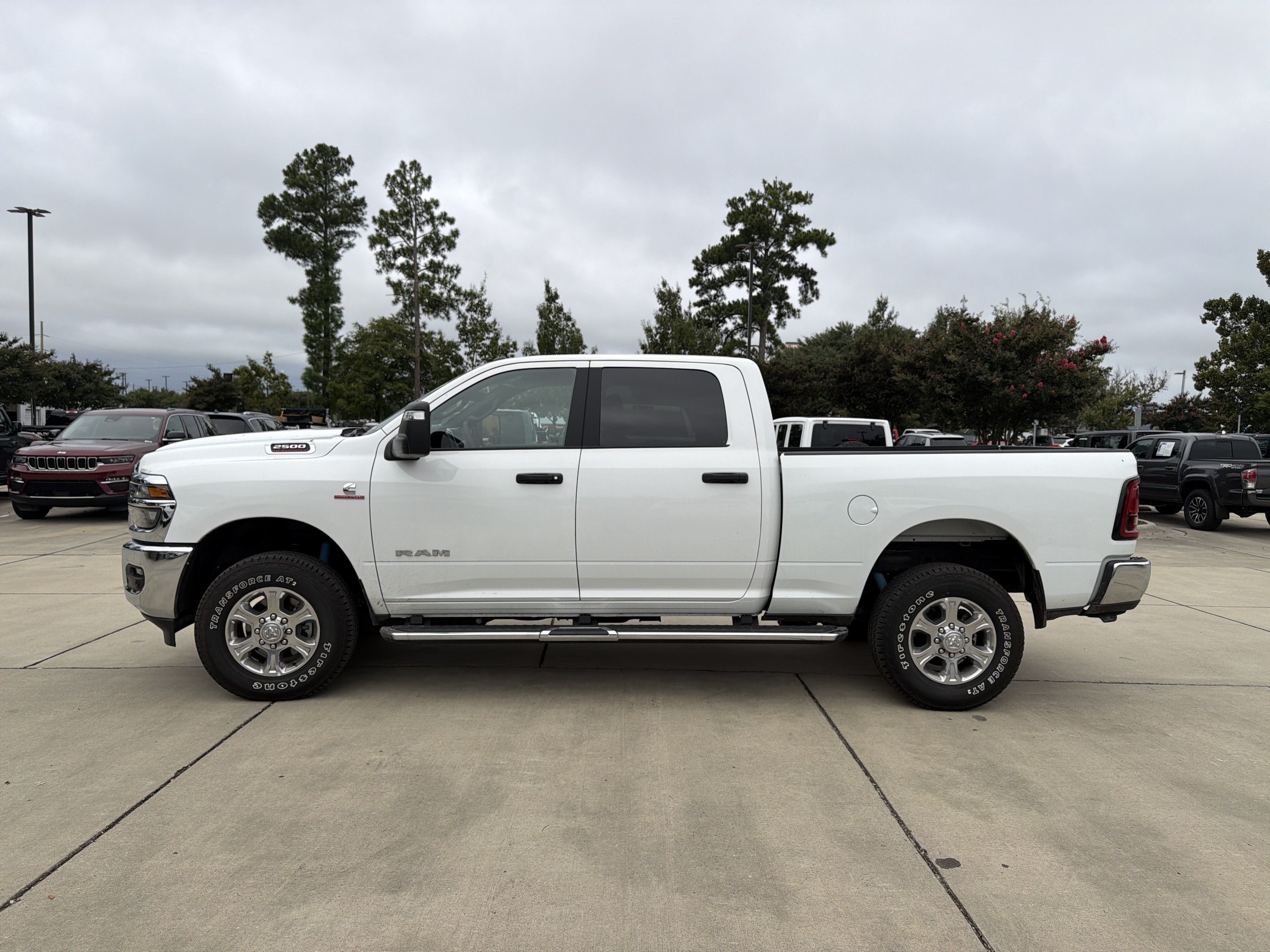 Used 2025 RAM 2500 Big Horn AWD/4WD image 6