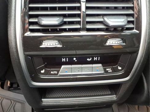 Used 2021 BMW X5 M w/ Competition Package AWD/4WD image 21
