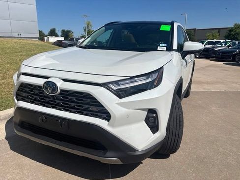 Used 2023 Toyota RAV4 Limited AWD/4WD image 6