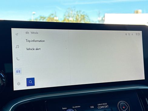 Used 2023 Lexus LX 600 F Sport image 31