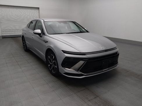 Used 2025 Hyundai Sonata SEL FWD image 13