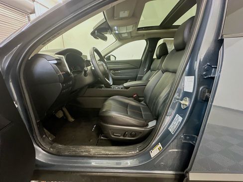 Used 2025 MAZDA CX-50 AWD 2.5 Hybrid w/ Premium Pkg image 13