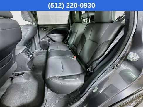 Used 2026 Subaru Forester Touring AWD/4WD image 31