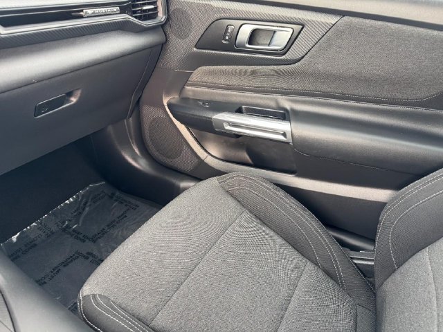 Used 2025 Ford Mustang GT RWD image 18