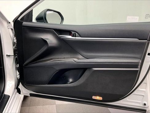 Used 2023 Toyota Camry XSE image 26