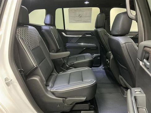New 2026 GMC Acadia Denali w/ Super Cruise Package AWD/4WD image 11