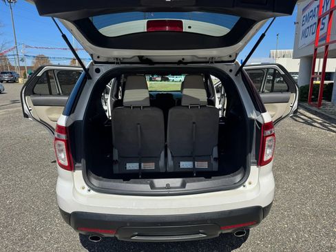 Used 2011 Ford Explorer XLT w/ 202A Rapid Spec Order Code FWD image 13