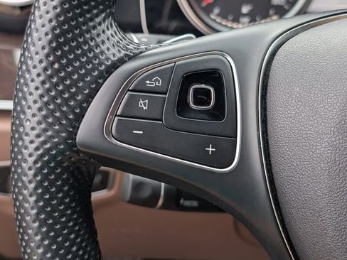 Used 2018 Mercedes-Benz E 300 4MATIC image 22