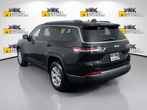 Used 2023 Jeep Grand Cherokee L Limited AWD/4WD image 7