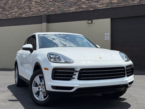 Used 2019 Porsche Cayenne AWD/4WD image 2