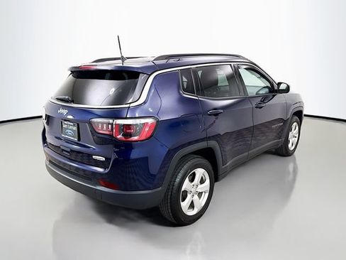 Used 2018 Jeep Compass Latitude FWD image 7