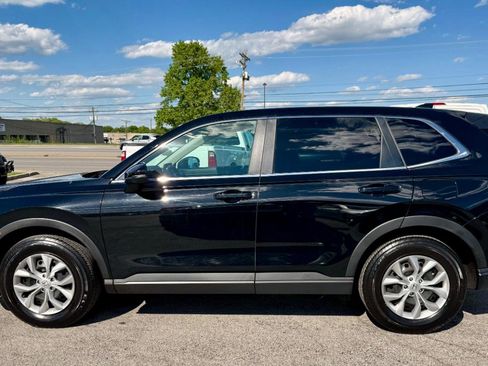 Used 2025 Honda CR-V LX image 7